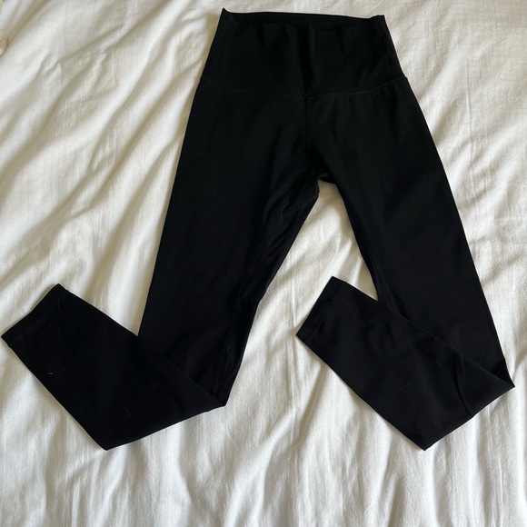Lululemon Wunder Under Size 4 25” Black - Picture 1 of 5